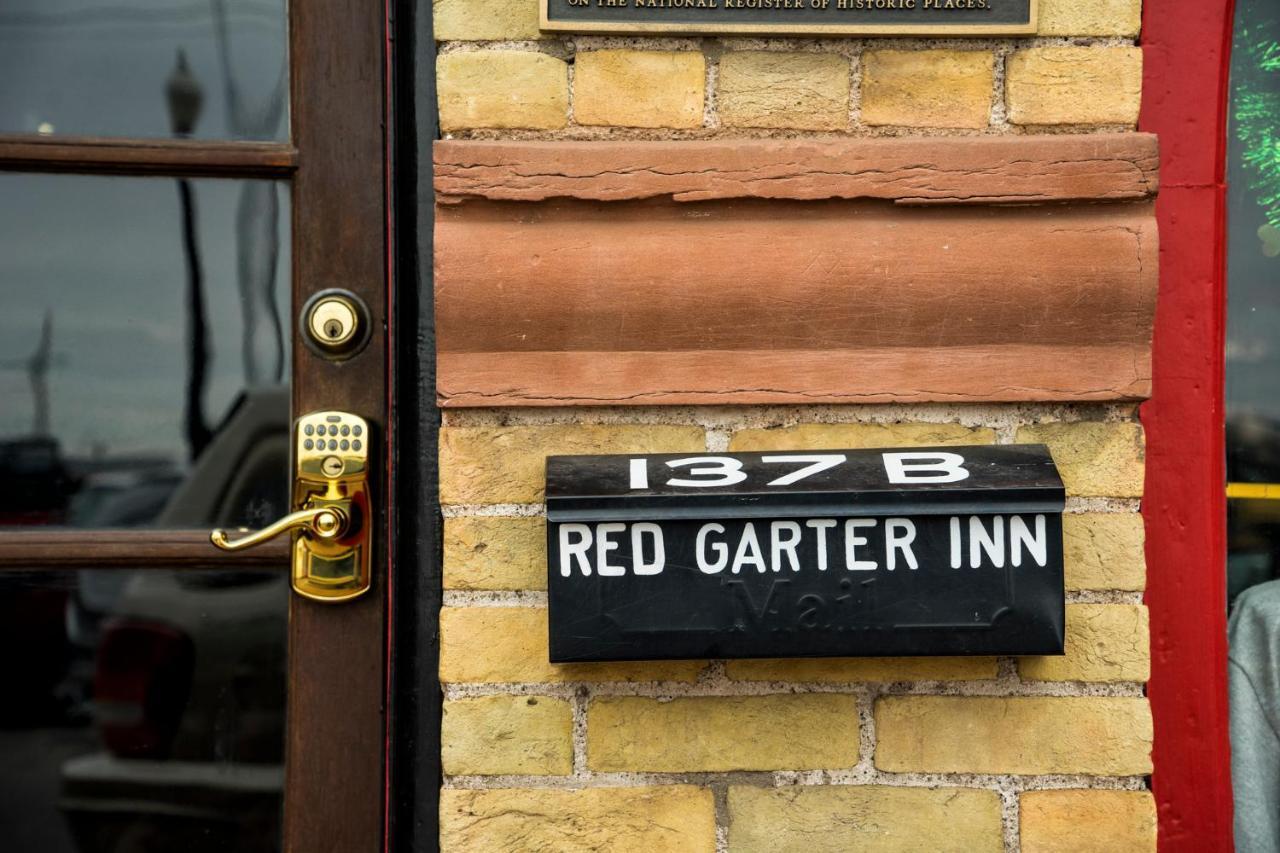 Red Garter Inn Williams Bagian luar foto